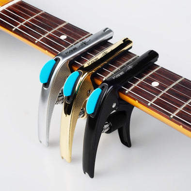 Acoustic Guitar Capo Single-handed Capo Clamp Zinc Alloy with Bridge Pin Puller Guitar Pick Slot for Electric Guitars Ukulele